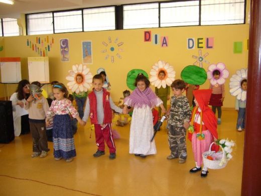 /Archivos/Fotos/25/Zamora/Reina.  DIA DEL LIBRO2.JPG
